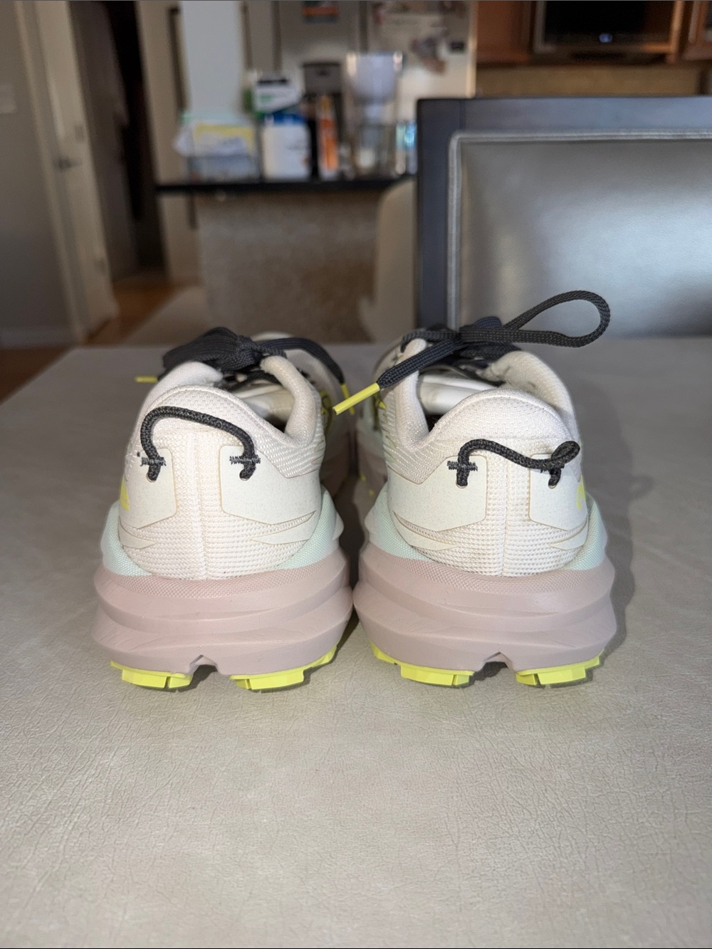 Brooks Women’s Cascadia 19 Trail Running Shoes - Picture 10 of 14